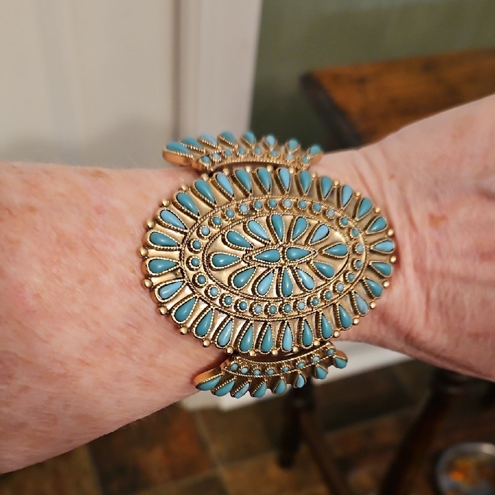 Lucky Brand Turquoise Beaded Cuff Bracelet - Picture 5 of 5